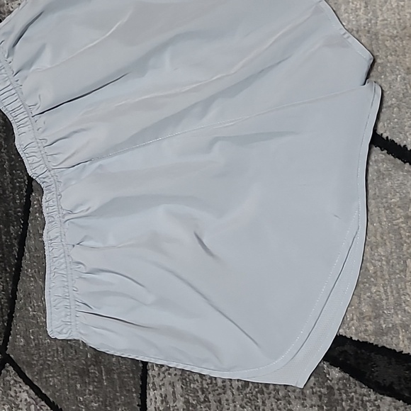 NIKE DRI-FIT SWOOSH LOGO LINED MESH ATHLETIC SHORTS - Picture 9 of 11